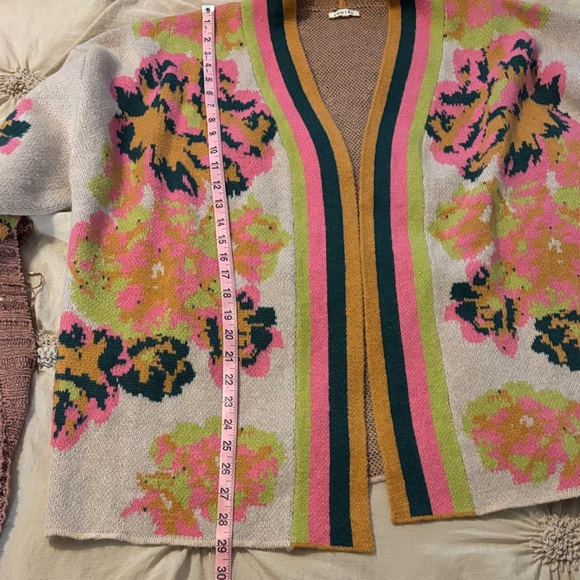 JODIFL Multicolor Floral Cardigan - Picture 7 of 8